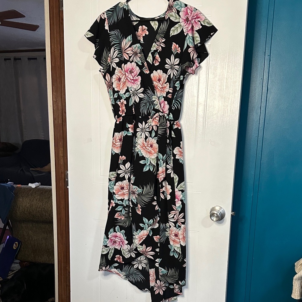 GUC Floral High-Low Floral Dress in Black and Pink